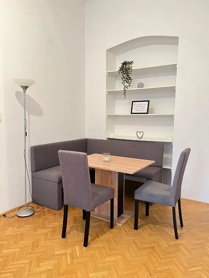 Appartamento Alpa 2 Zimmer Wohnung In Wien Rochusmarkt Austria